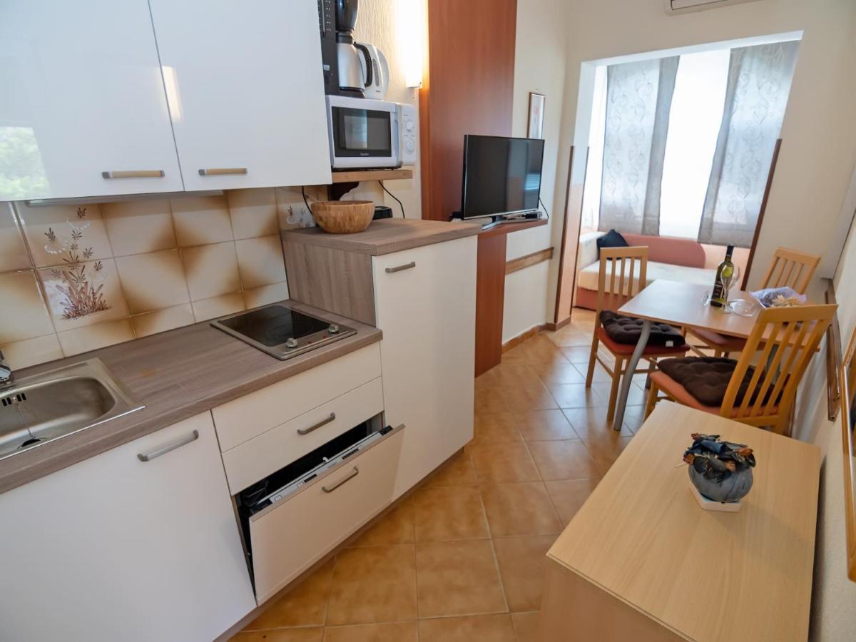Apartmani Baja Lopar Eksteriør bilde