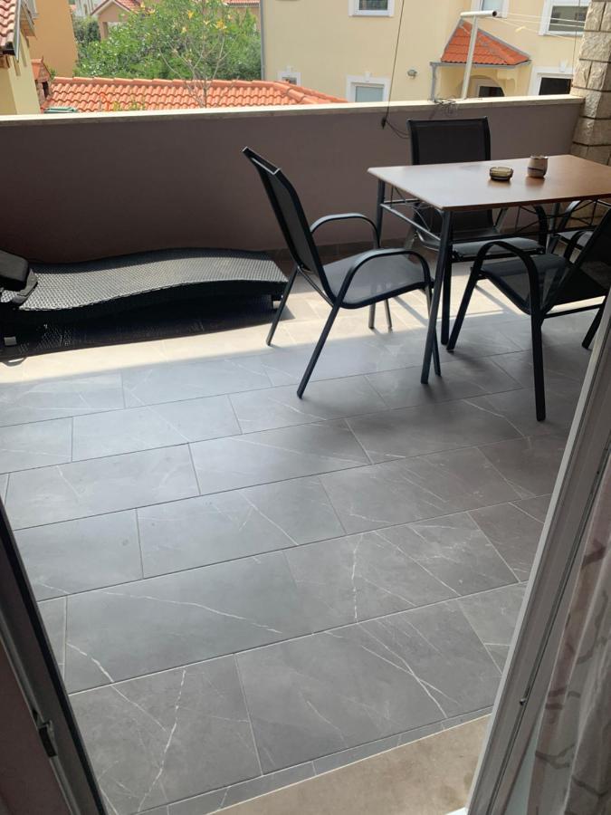 Apartmani Baja Lopar Eksteriør bilde