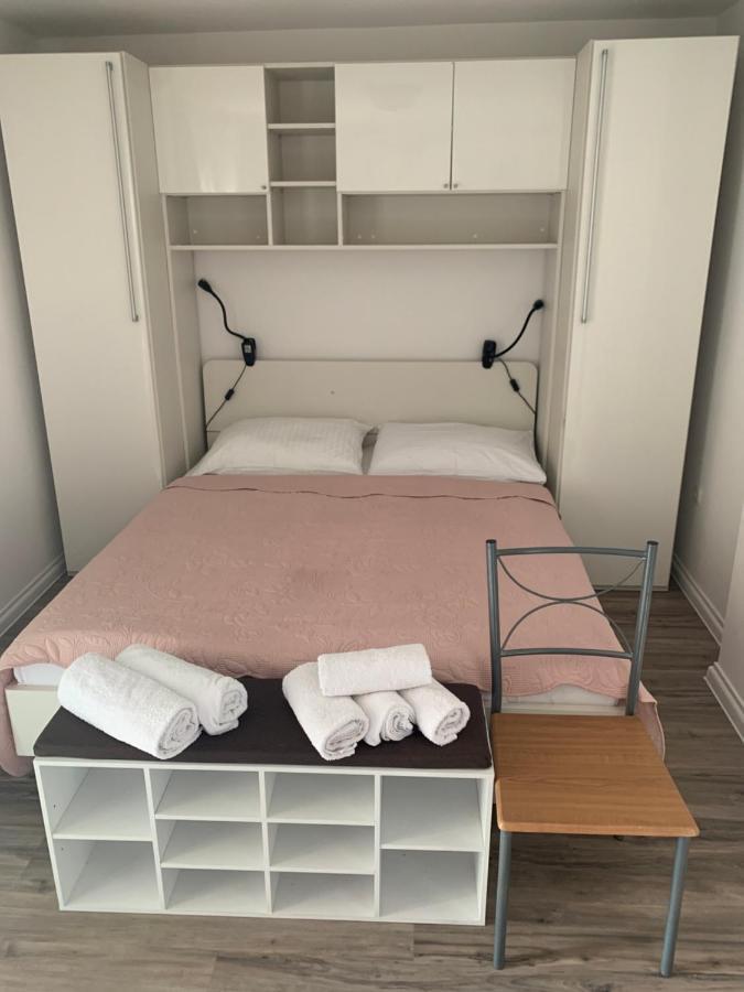 Apartmani Baja Lopar Eksteriør bilde